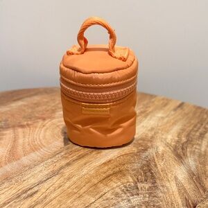 Dagne Diver Mila Keychain — Orange